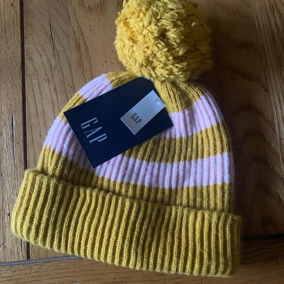 Winter hat bundle - Picture 4 of 5
